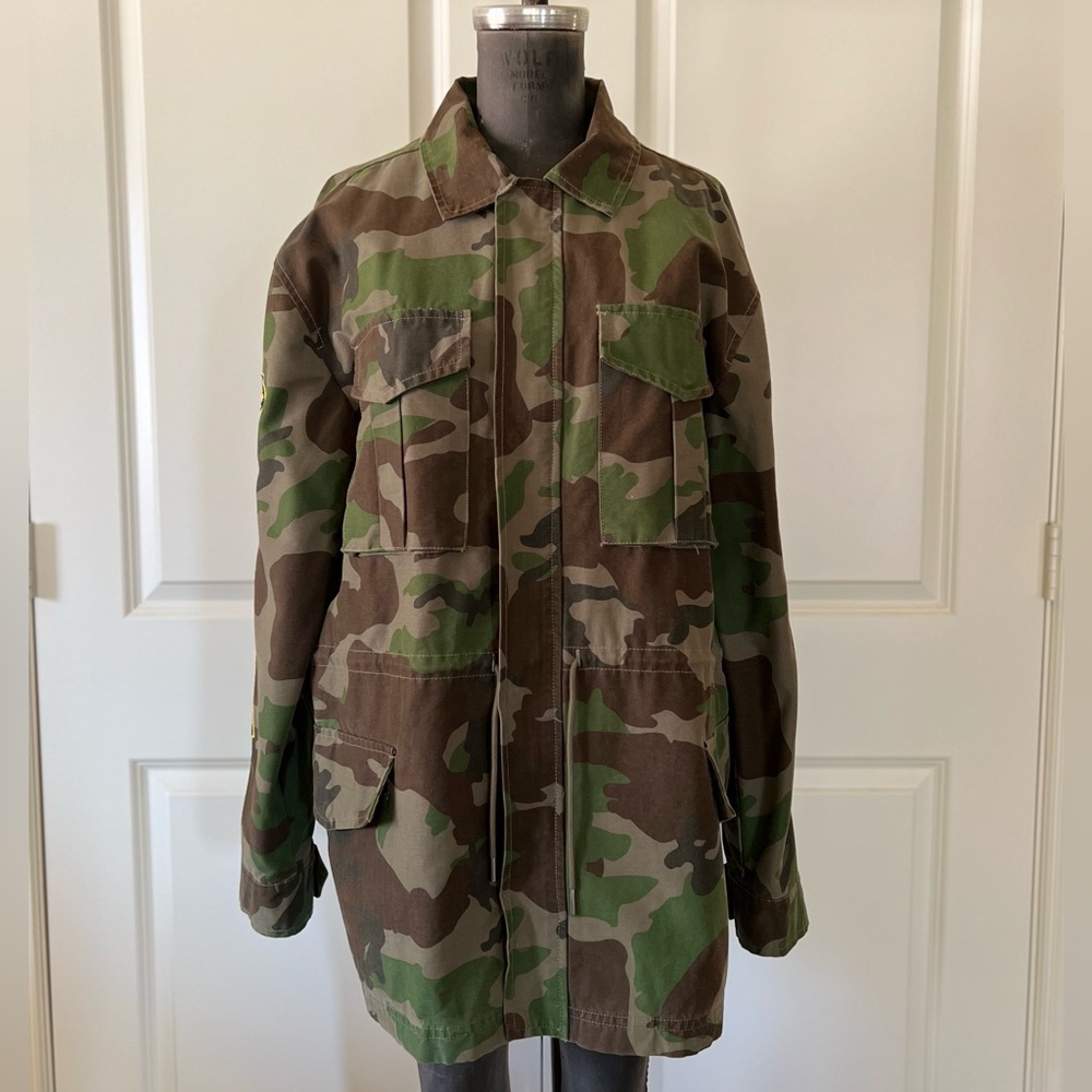 PacSun Camo Military Jacket w/ Patch Sleeve – Men’s M